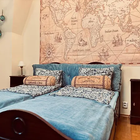 Pirate Family, Theme Room, Free Parking *