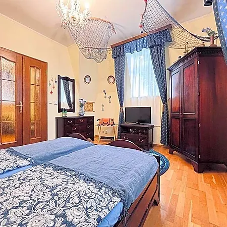 Pirate Family, Theme Room, Free Parking Aparthotel Karlovy Vary