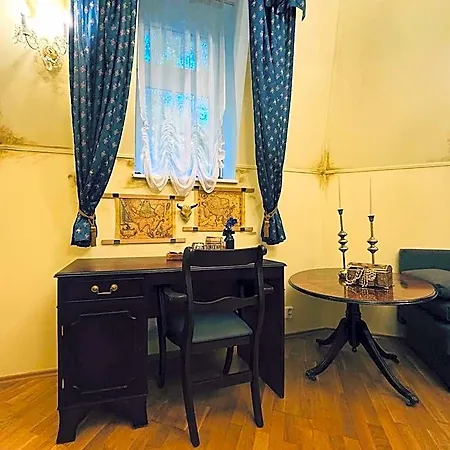 Pirate Family, Theme Room, Free Parking 4* Karlovy Vary